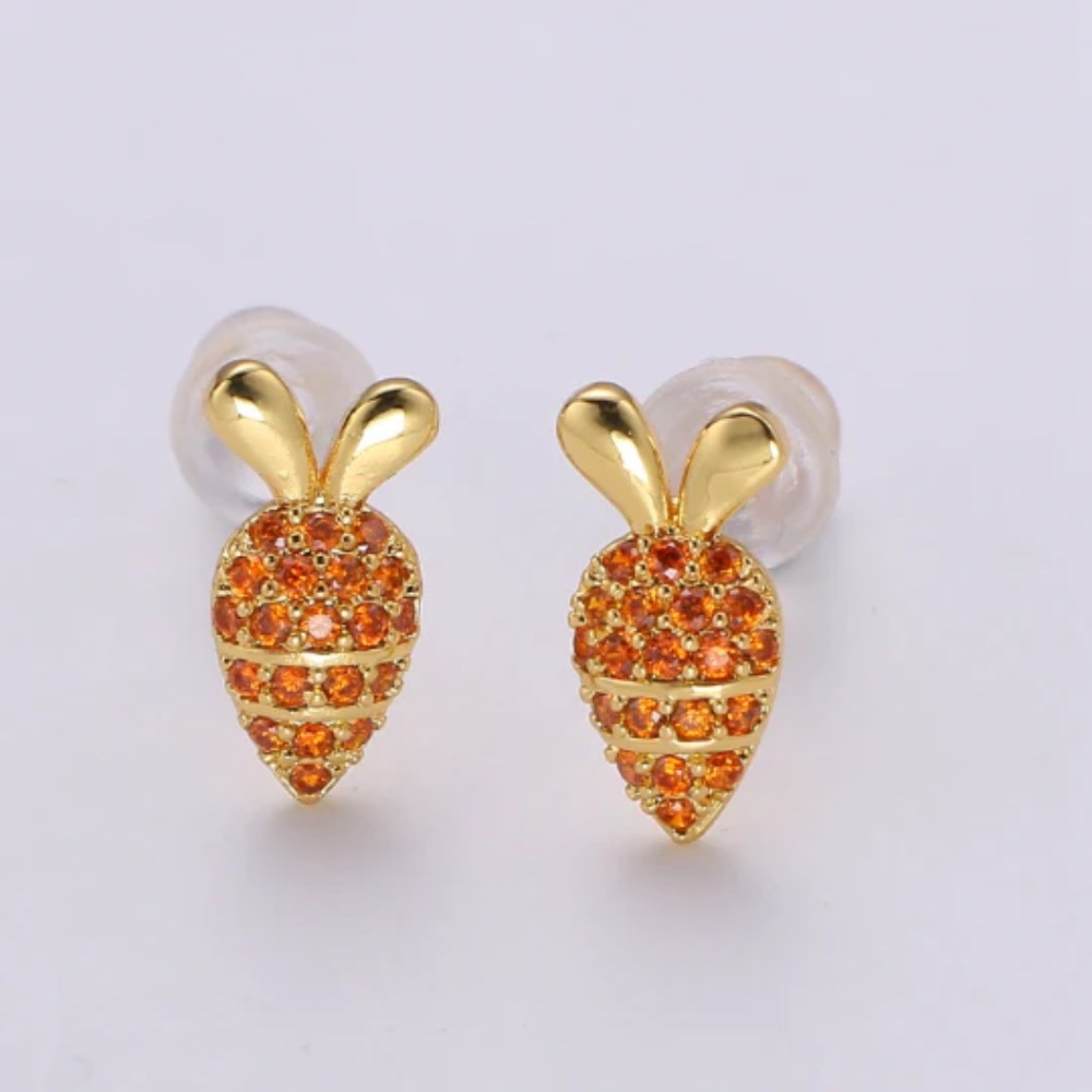 Micro Pave and GOld Carrot CUTE stud earrings!!!